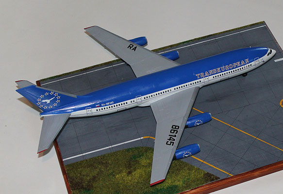 IL 86 Transeuropean Airlines " RA-86145 "  Zvesda 1/144 -2