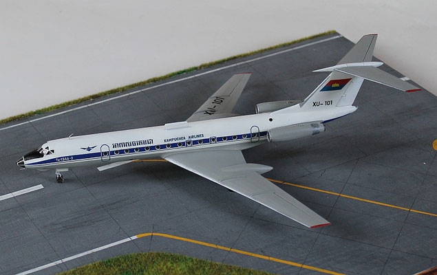 TU 134A-3  " XU-101 "  Kampuchea Airlines   Zvesda  1/144 -6