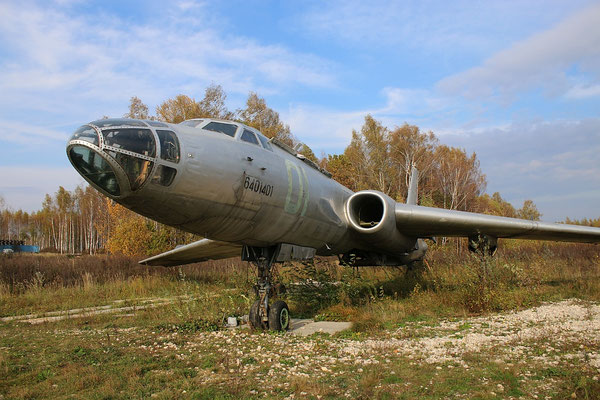 TU 16LL  " 01 " - 10