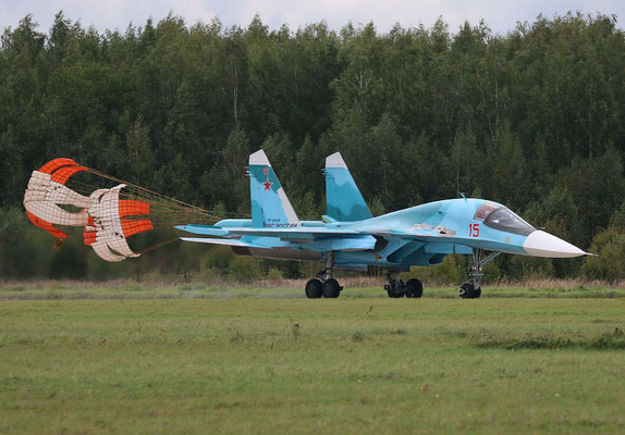 SU 34 " 15 "  RF-95848   Russian Air Force -3