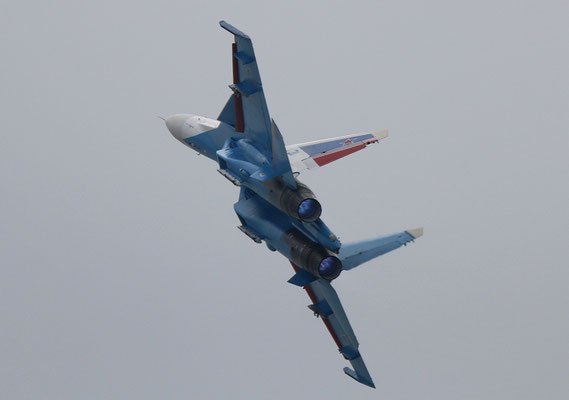 SU 30SM " 31 "  RF-81702 Russian Air Force / Russian Knights -4