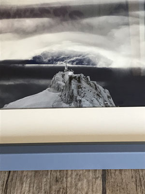 cadre encadrement photographie glace neige montagne hiver ski sport marche randonnée chateau orage  glacier abstrait bleu froid passe partout décoration murale choix art oeuvre