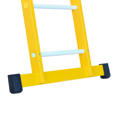 Escalera de fibra transformable
