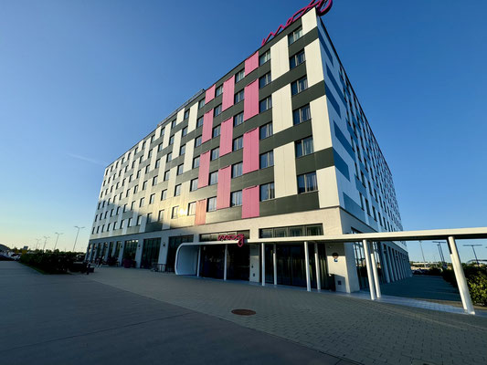 Moxy Hotel