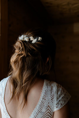 Ros Arum_mariage fleurs séchées champêtre_coiffure mariée_fleuriste mariage rumilly