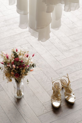 Ros Arum_camaieu de rose fleurs séchées_bouquet mariée_robe mariée_fleuriste mariage Rumilly