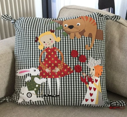 Cuscino racconta favole - Alice nel paese delle meraviglie - Miaodress Creative Design - Handmade - Italian Style