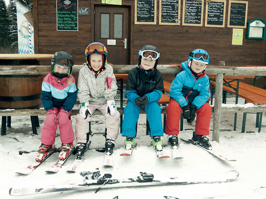 Auch die kleinen Skifahrer sind begeistert