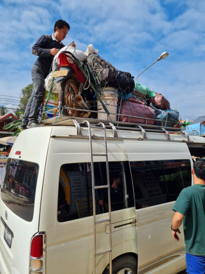 Beladung des Minivans