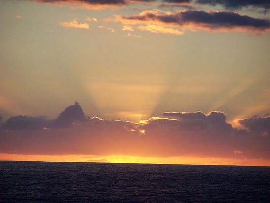 Licht und Wolken auf dem Atlantik