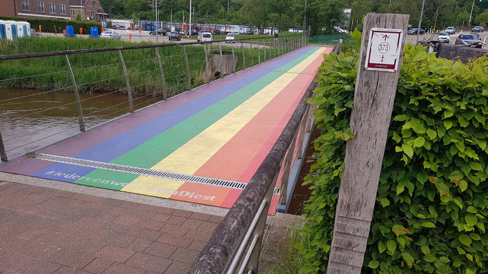 Bunte Brücke