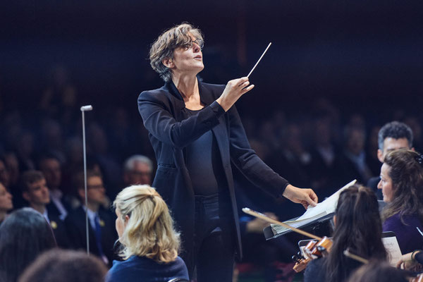 GUSTAV MAHLER Symphonie 2 & GULDA Cellokonzert - Philharmonie Salzburg, Steinbach am Attersee Foto © Mathias Lauringer - courtesy Kulturhauptstadt Europas Bad Ischl Salzkammergut 2024 und Gemeinde Steinbach