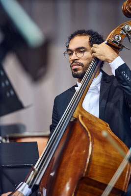GUSTAV MAHLER Symphonie 2 & GULDA Cellokonzert - Philharmonie Salzburg, Steinbach am Attersee Foto © Mathias Lauringer - courtesy Kulturhauptstadt Europas Bad Ischl Salzkammergut 2024 und Gemeinde Steinbach