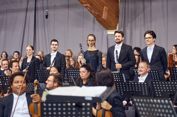 GUSTAV MAHLER Symphonie 2 & GULDA Cellokonzert - Philharmonie Salzburg, Steinbach am Attersee Foto © Mathias Lauringer - courtesy Kulturhauptstadt Europas Bad Ischl Salzkammergut 2024 und Gemeinde Steinbach
