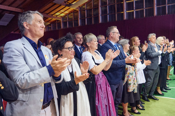 GUSTAV MAHLER Symphonie 2 & GULDA Cellokonzert - Philharmonie Salzburg, Steinbach am Attersee Foto © Mathias Lauringer - courtesy Kulturhauptstadt Europas Bad Ischl Salzkammergut 2024 und Gemeinde Steinbach