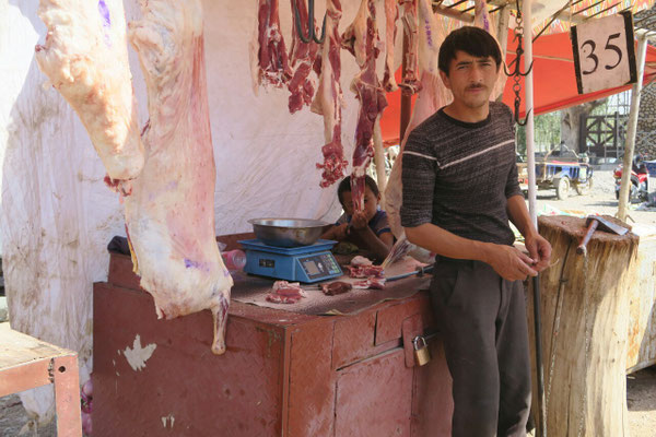 Un apprenti boucher