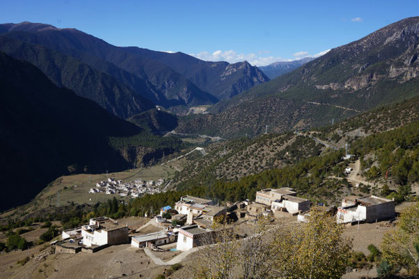 Jolis villages Tibétains avant Xiangcheng
