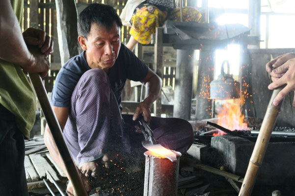 Artisan forgerons