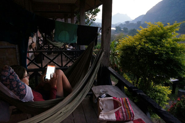 Petite pause pour ecrire le blog dans le hamac du bungalow... y'a pire ;)