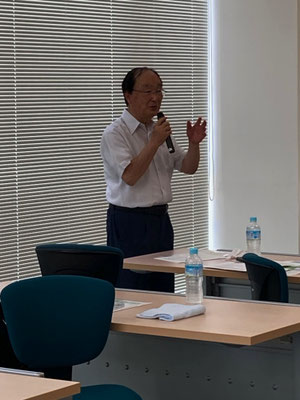 司会進行 長島重夫事務局長(文星芸術大学)