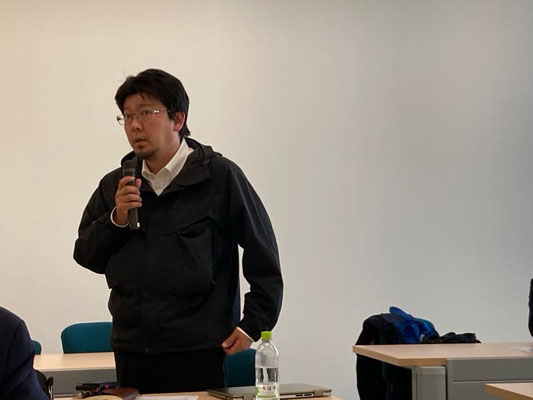 会場からのコメント発表