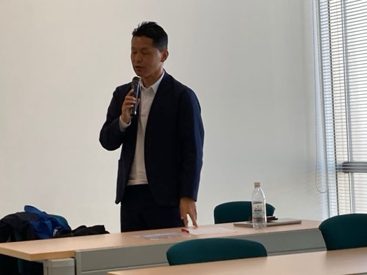 会場からのコメント発表