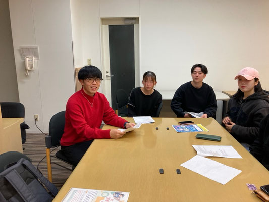 左側:プロジェクト学生リーダー 茂木元気 学生研究員