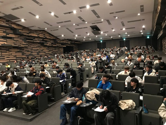 会場の様子