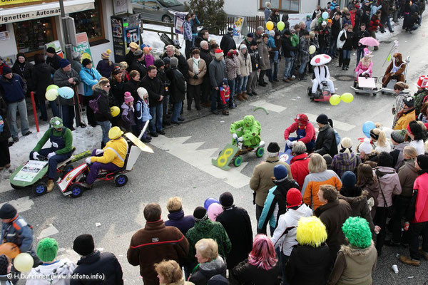 Faschingsumzug Niederndorf / Tirol 2010