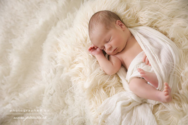 Newborn Baby Foto Shooting Bern