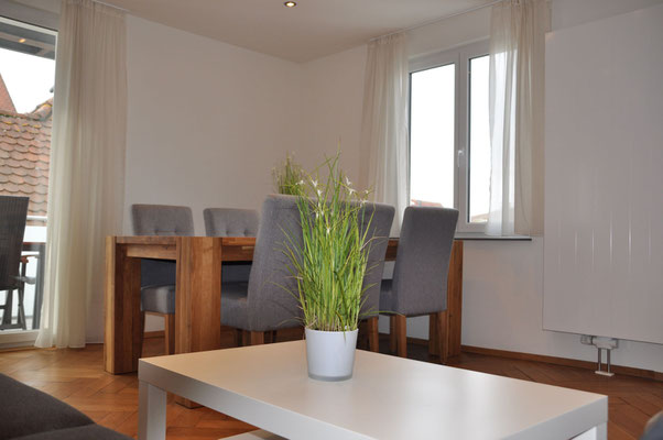 Ferienwohnung 3 Langenargen Esszimmer