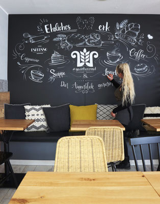 Tafelwandmalerei Bäckerei Wirthensohn, 2x3 Meter, Kreidemarker 