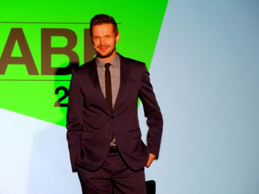Florian Schroeder