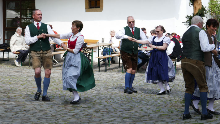 Die Gruppe aus Salzburg hatte interessante Tänze im Gepäck.