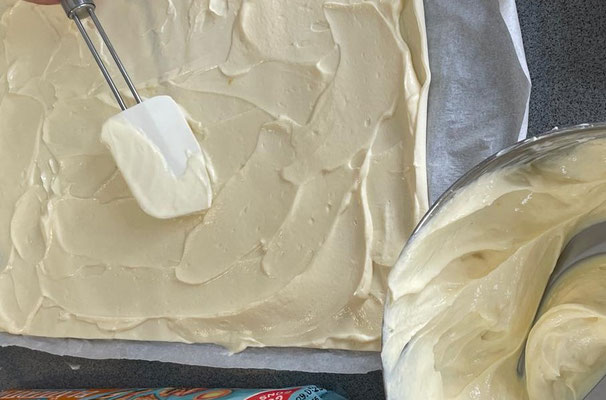 Vanillecreme auf Blätterteig