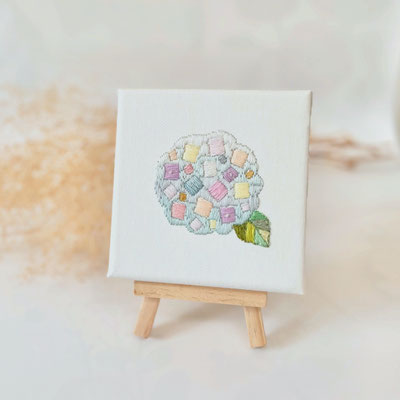「紫陽花」10×10cm、刺繍
