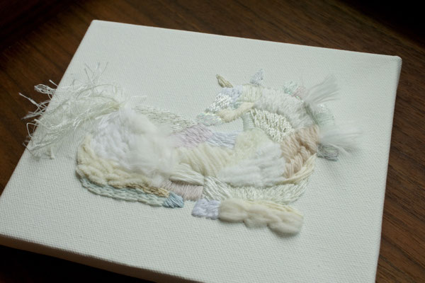 「hakuba」、14×18cm、刺繍