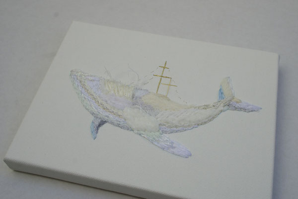 「whale」、14×18cm、刺繍