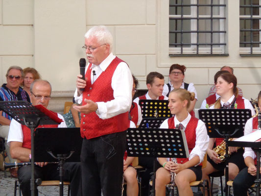 Karl Heinz Heimberger - Dirigent und Moderator