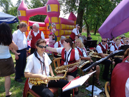 MV Christkindl beim Dorffest in Schwaming - Juli 2015