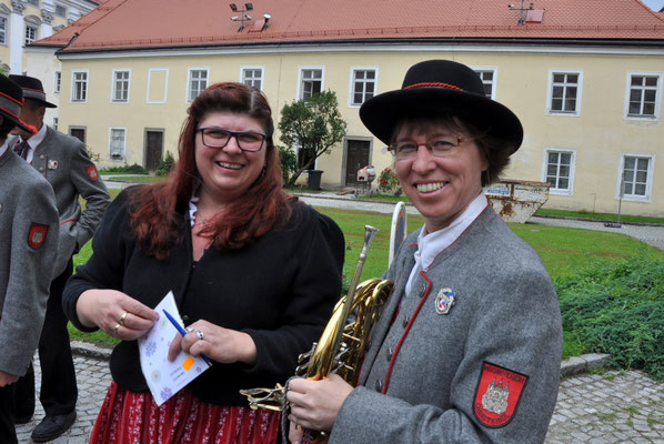 Obfrau-Stellvertreterin Sibylle Unterhumer und Obfrau: Andrea Pötz