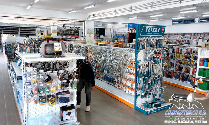 Racks, estantes y góndolas metálicas para ferretería