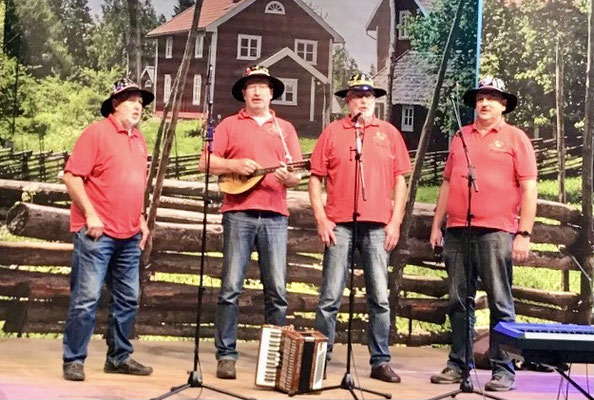 2008 Drunken Sailor on Stage