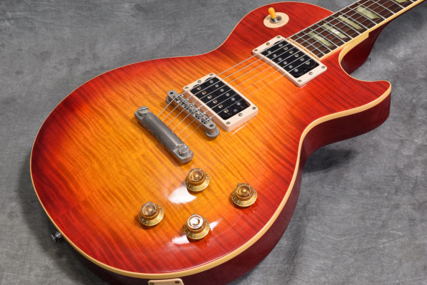 Gibson Les Paul Classic Premium Plus 1996 - guitarplaza ページ！
