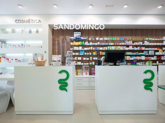 Diseño, proyecto y reforma farmacia Sandomingo - Ortigueira
