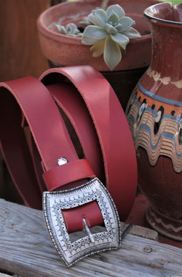 ceinture en cuir ethnique artisanale