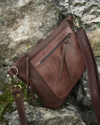 petit sac en cuir artisanal