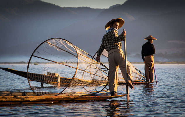 Einbeinfischer am Inle See