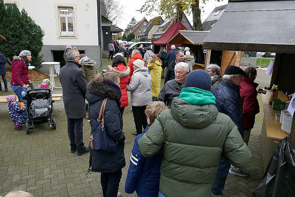 Auf dem Kirchplatz