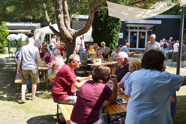 Gemütlicher Ausklang des Sommerfestes